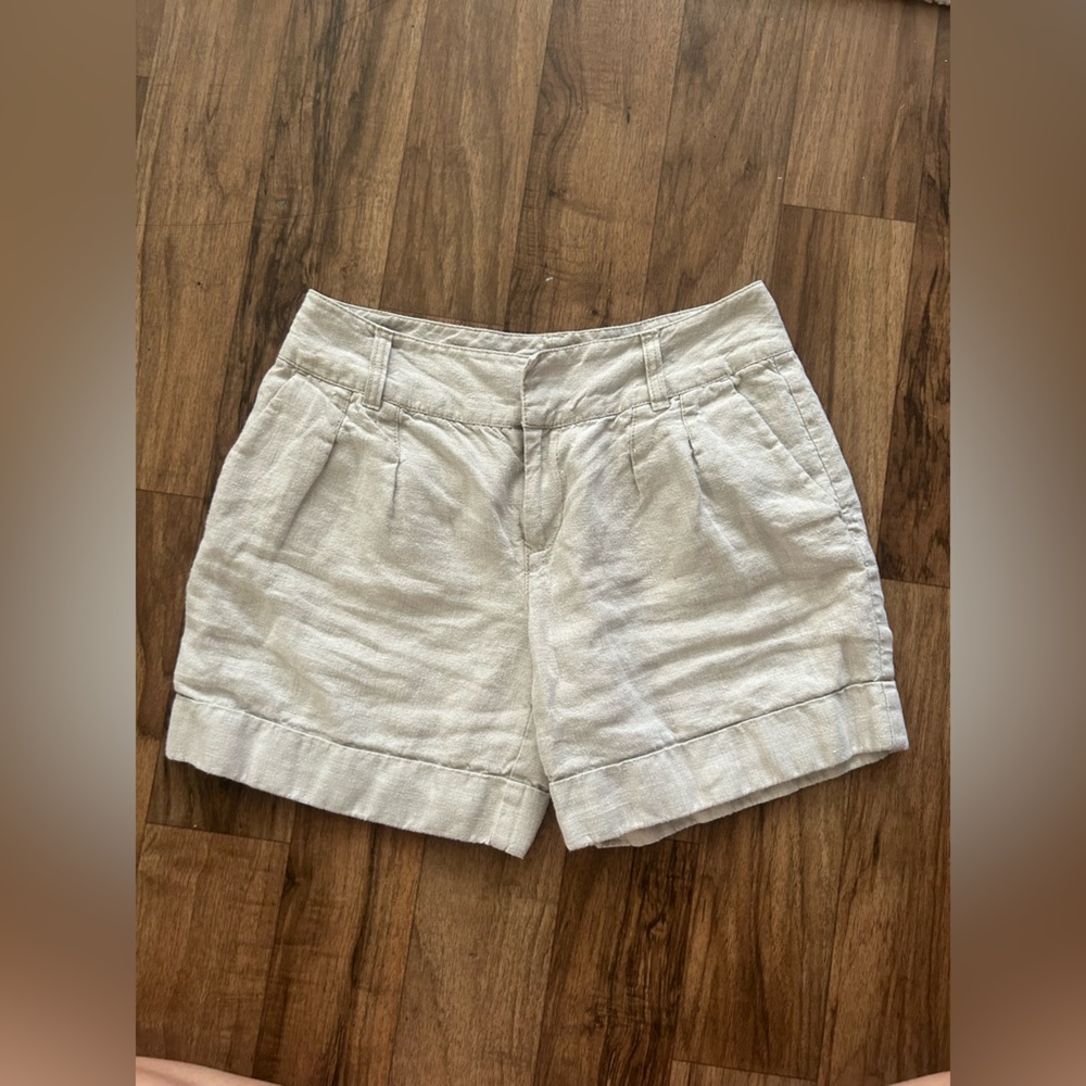 100% linen Michael Kors Women's Light Beige Shorts